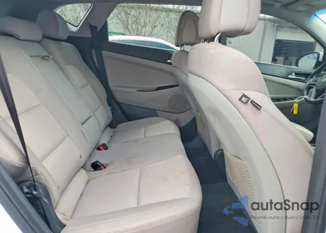 2018 Hyundai Tucson Value z USA, uszkodzony, nr VIN KM8J3CA26JU676343